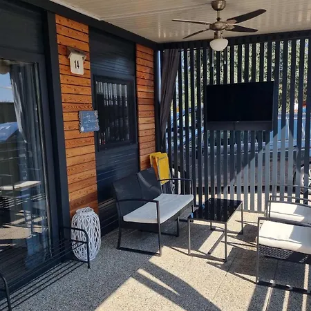 Mobile Elica, Пировац